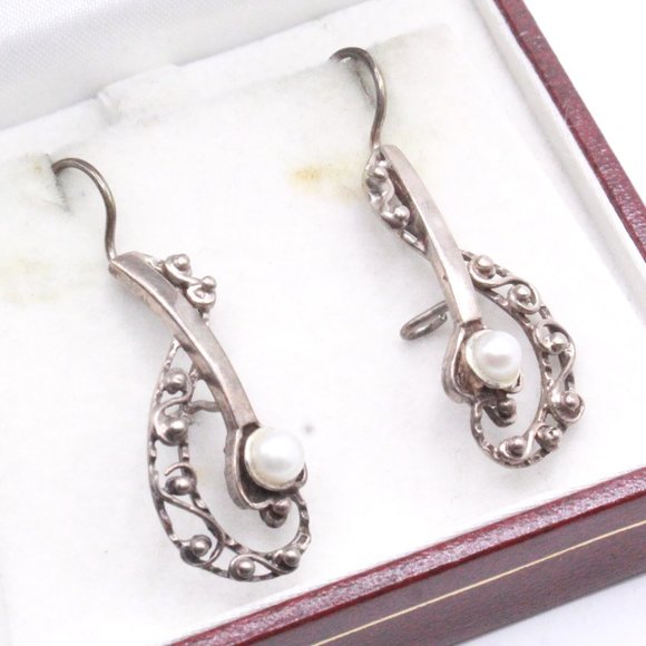 Sterling Silver Marked VS & Dollar Sign Music Note Freshwater Pearl Dangle Long - Picture 9 of 11